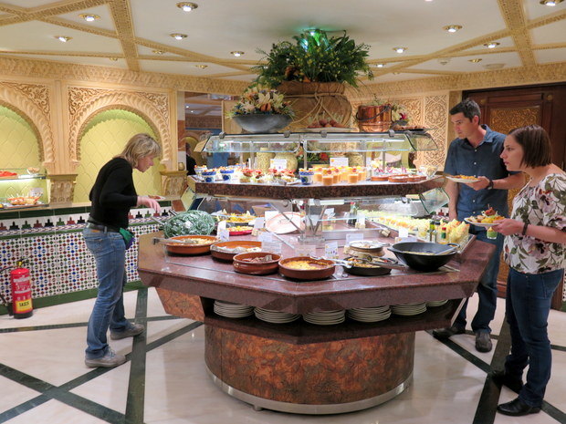 2023年夏 最新版 コルドベス Tablao Cordobés =バルセロナの一番人気老舗で本格フラメンコ= バルセロナの観光で人気の