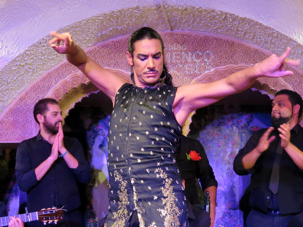 2023年夏 最新版 コルドベス Tablao Cordobés =バルセロナの一番人気老舗で本格フラメンコ= バルセロナの観光で人気の